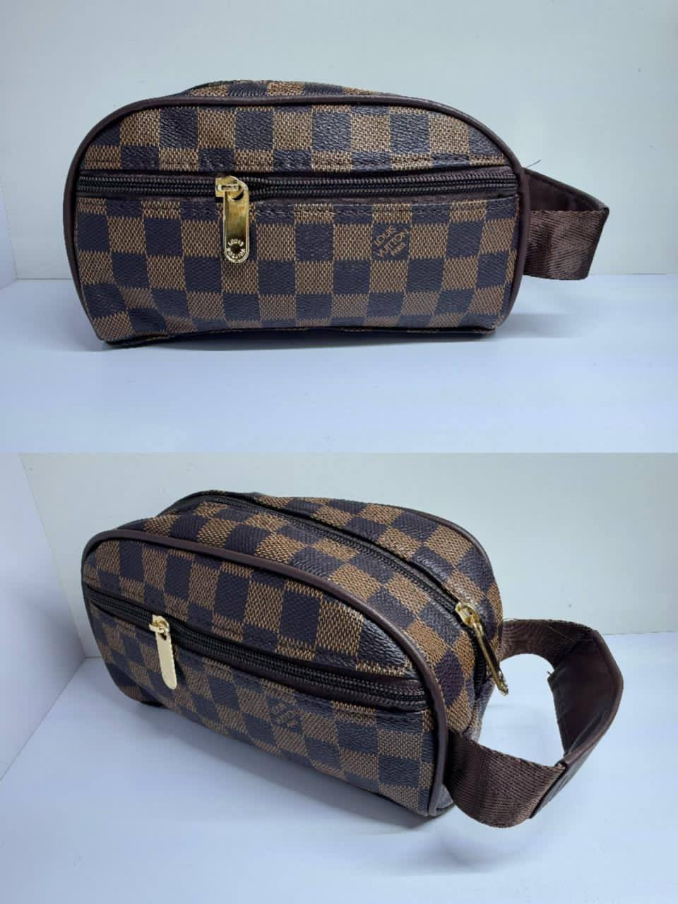 🎉 Man hand bag🎊
Good quality
Size : 21  * 12.5 cm
25 dhs✅

Zain115
♥️♥️♥️