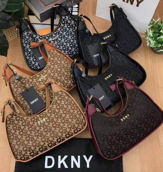 DKNY 
90 dhs🪙💕

with box
🎁🎁🎁

Zain90
♥️♥️♥️