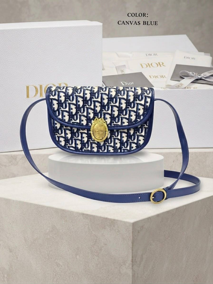 Dior ᴍᴇᴅᴇɪʟʟᴏɴ ғʟᴀᴘ
Lᴏɴɢ sᴛʀᴀᴘ ᴄʀᴏssʙᴏᴅʏ
ᴡɪᴛʜʙᴏx
sɪᴢᴇ:24ᴄᴍ
110 dhs🇦🇪🇦🇪

Zain56
♥️♥️♥️