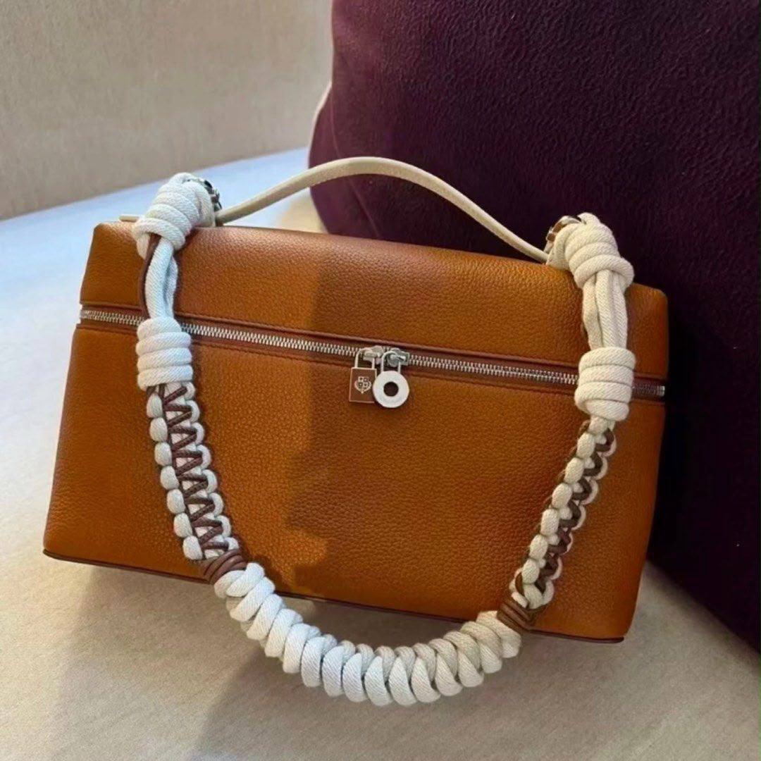 Loro piana

For Price 👇 WhatsApp✅
0568585901 
0507557372
0552275751 Owner Zain 👌

Zain192
♥️♥️♥️