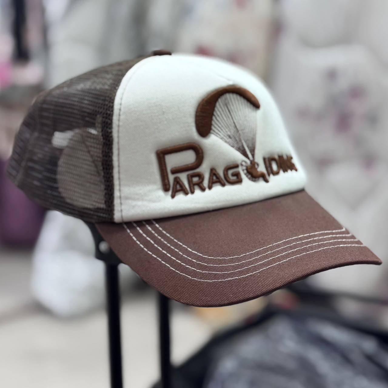 Caps
40 dhs✅

Zain27
♥️♥️♥️