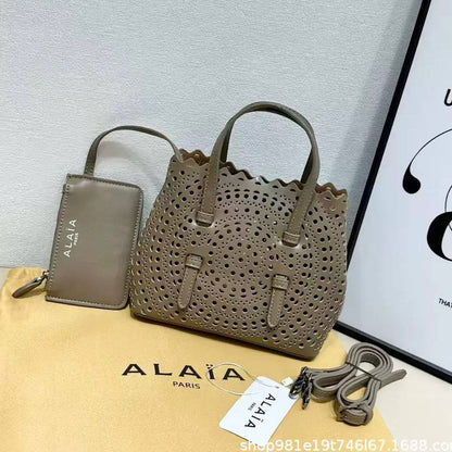 ALAIA 
NEW CAME 
GOOD QUALITY 
100 dhs🇦🇪

Zain39
♥️♥️♥️
