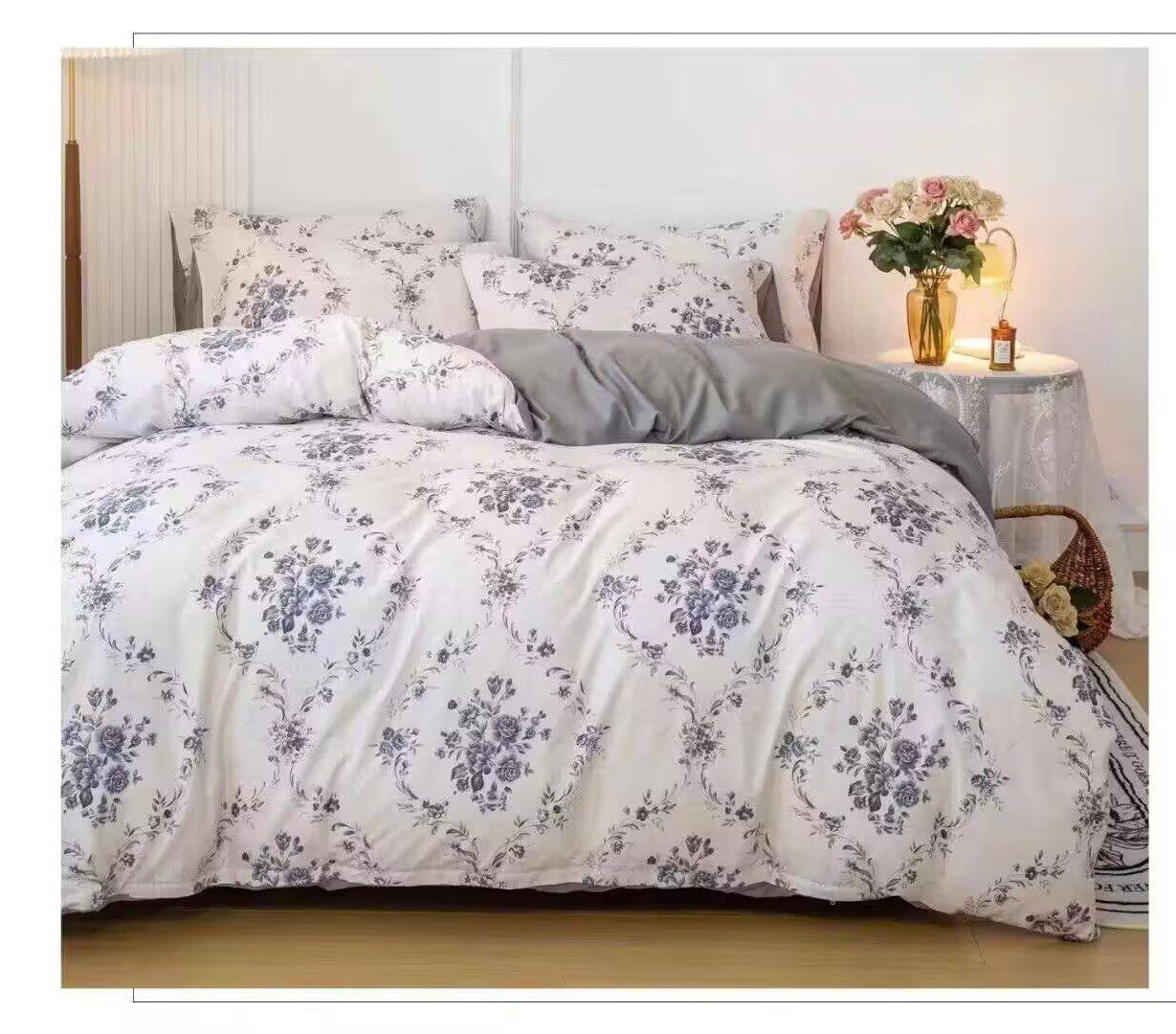 Comfort set
Single 4pcs set
1 comfort 
1 bedsheets 
2 pillowcases 
100 dhs✅

Zain99
♥️♥️♥️