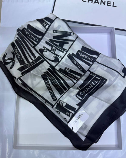 Silk scarf 🧣 
40 dhs✅

With box🎁
55 dhs✅

Zain93
♥️♥️♥️