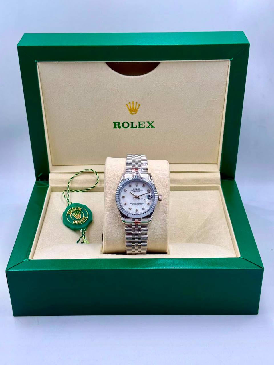 Rolex Ladies Master quality
*Automatic*
230 dhs✅

Zain08
♥️♥️♥️