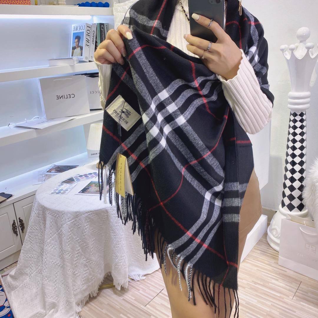 Coming new stock
Winter scarf 
45 dhs🪙🌨️

Zain93
♥️♥️♥️