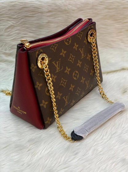 LV
95 dhs🪙💕

Zain143
♥️♥️♥️