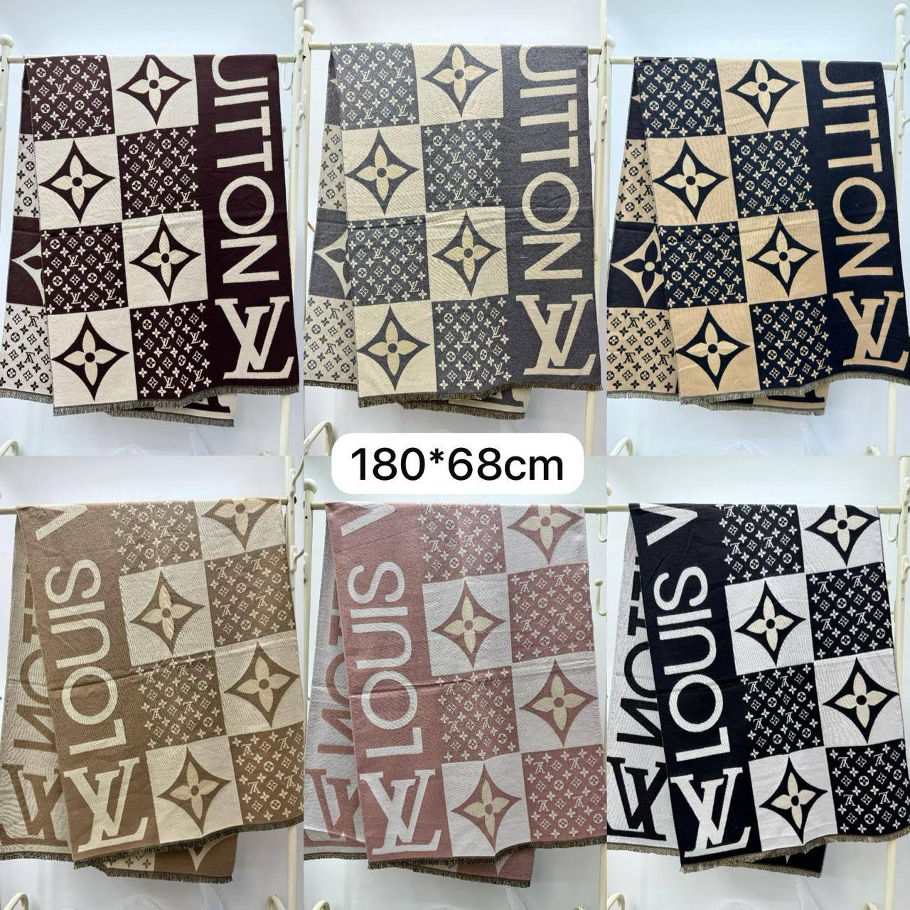 Brand Shawl / Scarf 
Good quality
Size:  180 * 68 cm
45 dhs🪙💕

Zain115
♥️♥️♥️