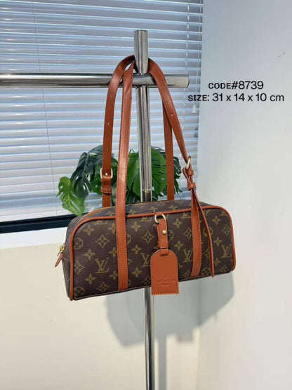 LV
ʜᴀɴɢ ᴏɴ sʜᴏᴜʟᴅᴇʀ ʙᴀɢ
ᴍᴏɴᴏɢʀᴀᴍ ʟᴇᴀᴛʜᴇ
sɪᴢᴇ : 31 cm

70 dhs🪙🌨️

Zain31
♥️♥️♥️