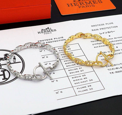 Hermes Bangle* 🦋
Master quality 

65 dhs🪙🌨️
normal box 📦

Zain48
♥️♥️♥️