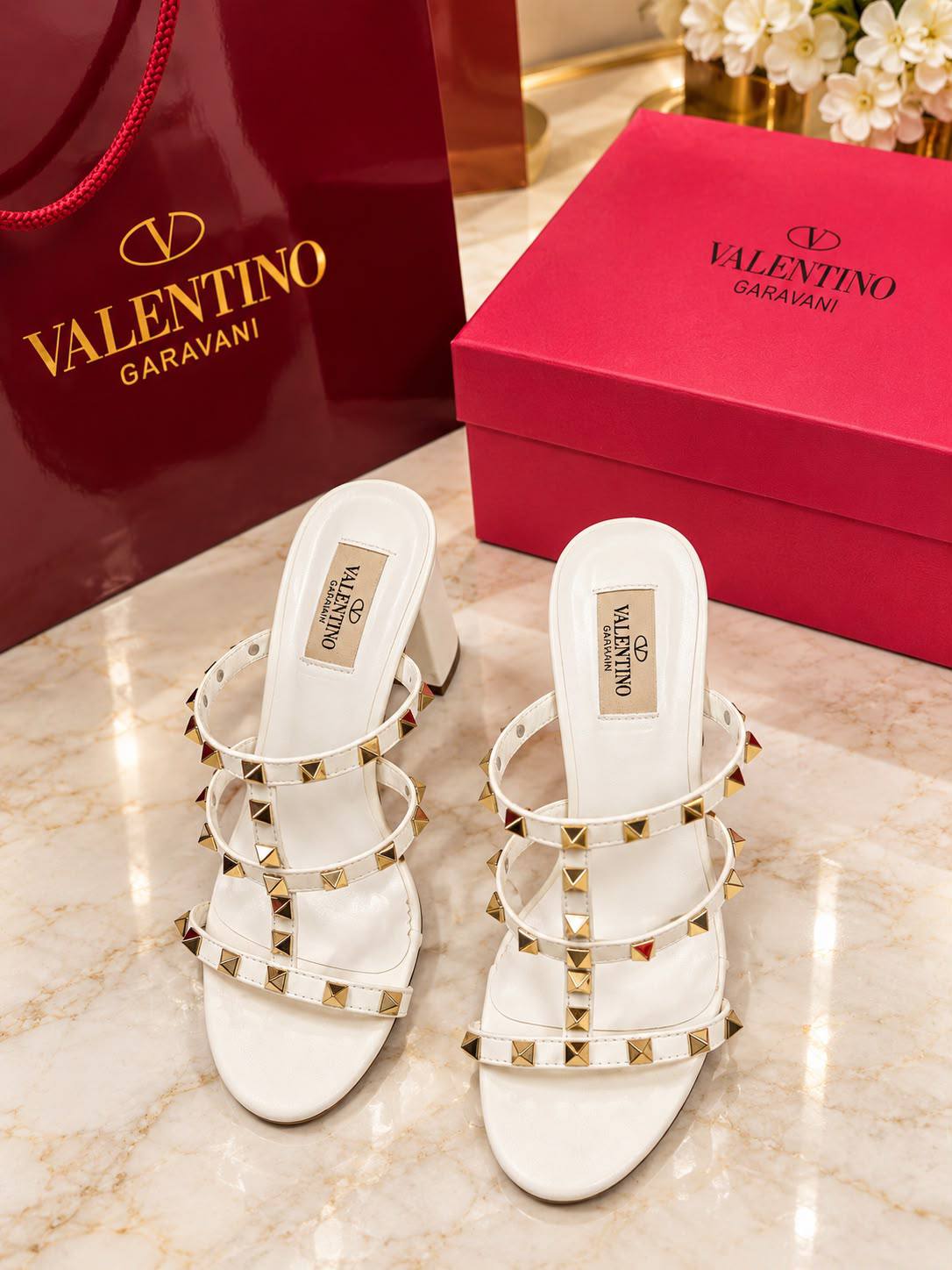 💥𝐑𝐄𝐒𝐓𝐎𝐂𝐊💥

✨𝐕𝐚𝐥𝐞𝐧𝐭𝐢𝐧𝐨 𝟕-𝐜𝐦✨
💯high quality
Size 36-37-38-39-40-41

105 dhs🇦🇪🇦🇪🇦🇪
Zain86
♥️♥️♥️