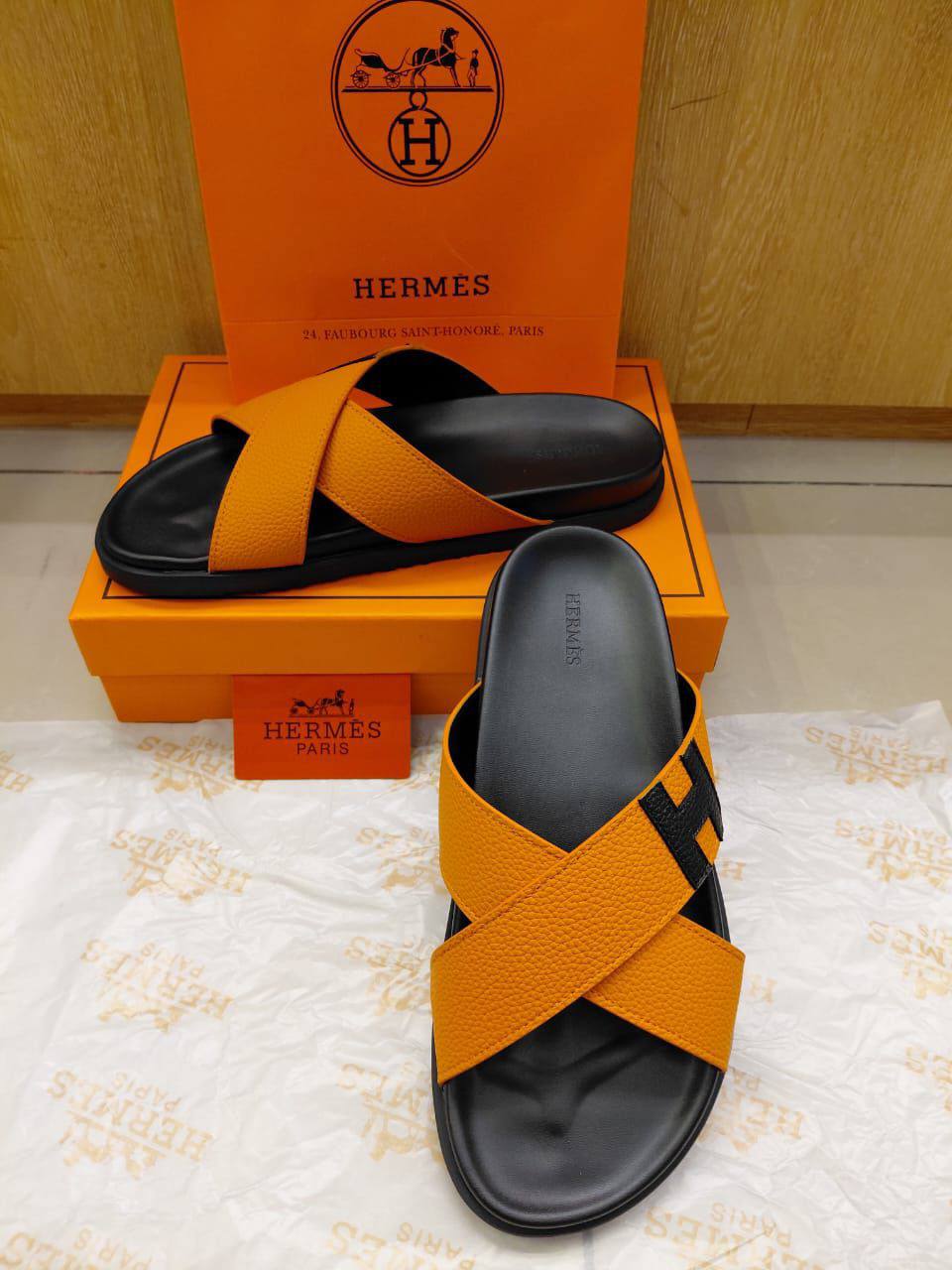 Hermes  New Arrived, 
Size 40 To 45
95 dhs🇦🇪🇦🇪

Zain120 
♥️♥️♥️