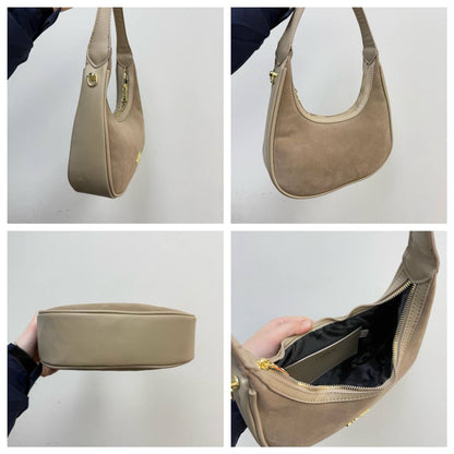 COACH ᴀʀɪᴀ sʜᴏᴜʟᴅᴇʀ
ᴡɪᴛʜ ʟᴏɴɢ ʙᴇʟᴛ sᴛʀᴀᴘ
ɢᴏʟᴅ ʜᴀʀᴅᴡᴀʀᴇ
sɪᴢᴇ: 25 cm

70 dhs✅

Zain31
♥️♥️♥️