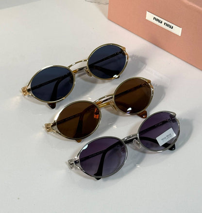 *MIU MIU*
*Super Master Quality*💯
*New available*🗽

For Price 👇 WhatsApp✅
0568585901 
0507557372
0552275751 Owner Zain 👌

Zain20
♥️♥️♥️