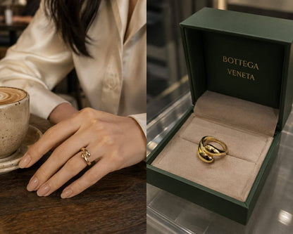 Bottega set
Necklace 
Earrings 
Ring 💍 
Fashion quality 👈

*50* AED simple box 📦

Zain48
♥️♥️♥️