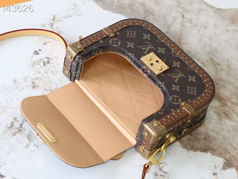 LV Master
580 dhs🪙🌨️
#23cm

Zain228
♥️♥️♥️