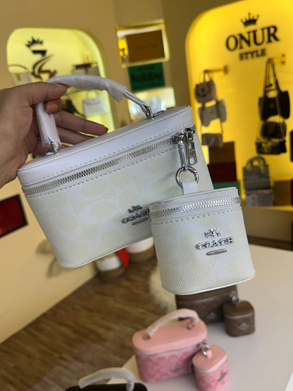 Coach

110 dhs

Zain95

♥️♥️♥️

Zc