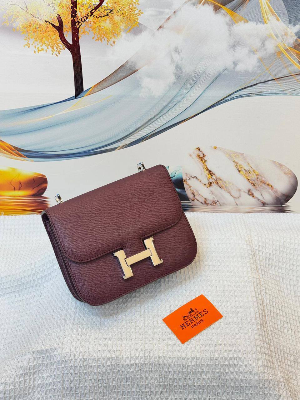 Hermes

Best quality

With box’s
🎁🎁🎁

100 dhs💓
size 19cm

Zain158
♥️♥️♥️