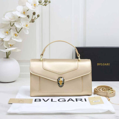 BVLGARI 

95 dhs🪙🌨️

with box
🎁🎁🎁

Zain90
♥️♥️♥️