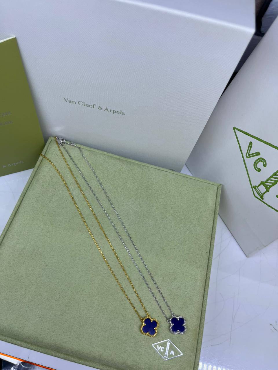 VcA
Necklace
40 dhs🪙🌨️

Zain263
♥️♥️♥️