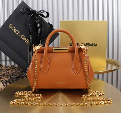 D&G
Super Master Quality
AAA+
For Price 👇 WTSP Text Zain 0568585901
0507557372
0544061607

Zain274
♥️♥️♥️