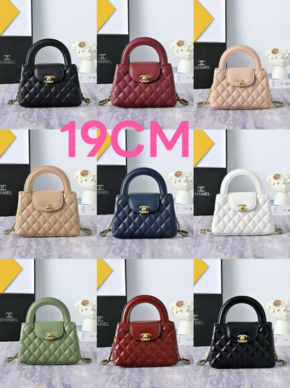 Chanel
withbox 
🎁🎁🎁

90 dhs💓

Zain143
♥️♥️♥️