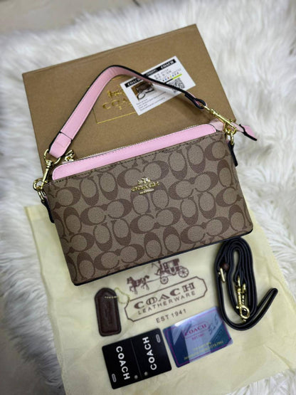 🌈 Coach 2 Straps
1️⃣ First quality +🎁
Size : 25 * 15 * 9 cm
85 dhs🪙🌨️
with box 🎁

Zain115
♥️♥️♥️
