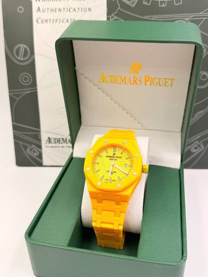 Ap  SWATCH  
60 dhs🇦🇪🇦🇪

with box 
battery

Zain85 
♥️♥️♥️