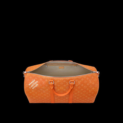 *NEW COLLECTION❗*
*BRAND- LOUIS VUITTON ❗*
*DUFFLE BAG❗*
*SUPER MASTER QUALITY ❗*
*WITH BAG❗*
For Price 👇 WTSP Text Zain 0568585901

Zain267
♥️♥️♥️