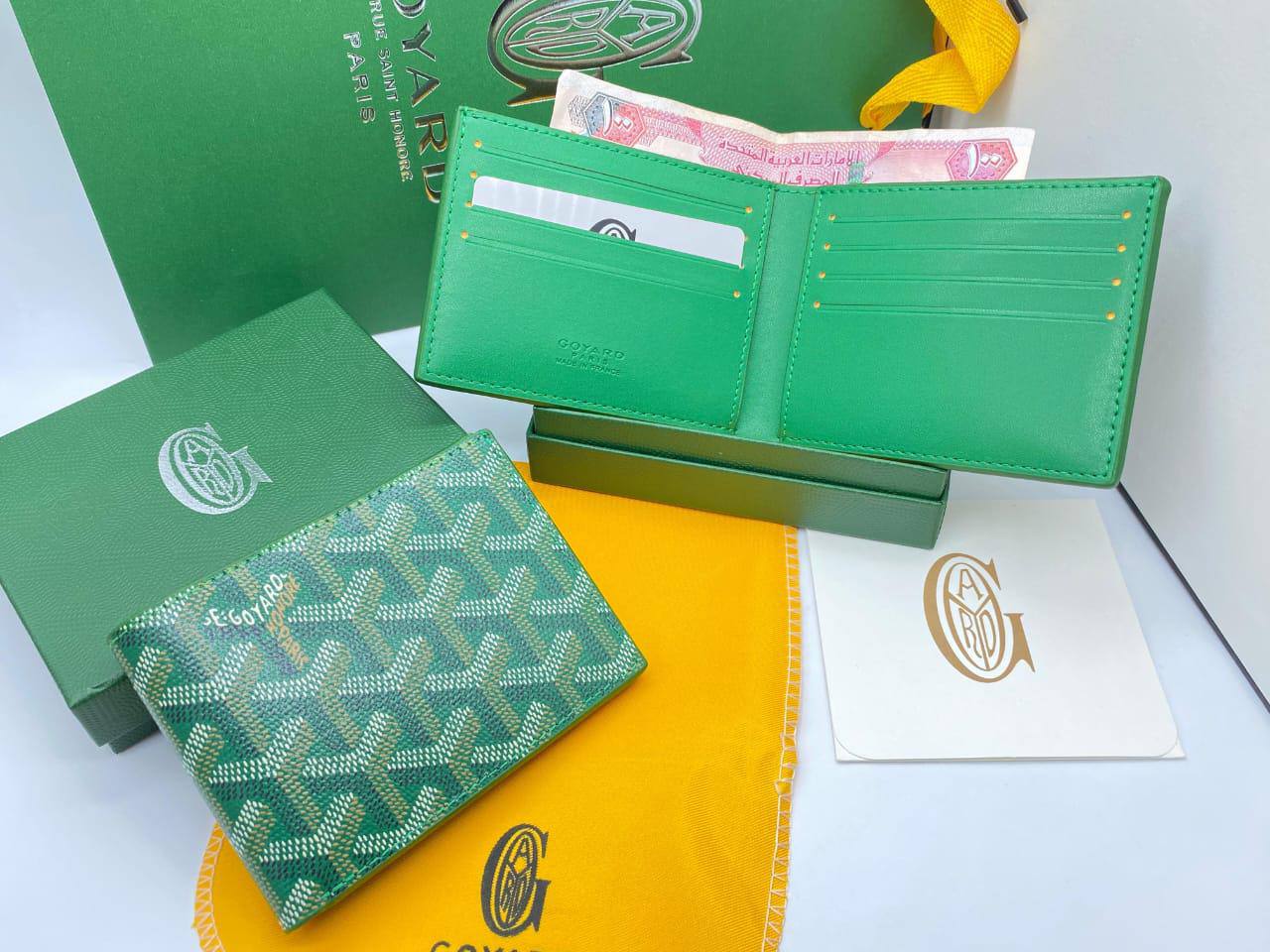 Goyard Wallet 

65 dhs❤️

With box and paper bag
🎁🎁🎁

Zain33
♥️♥️♥️