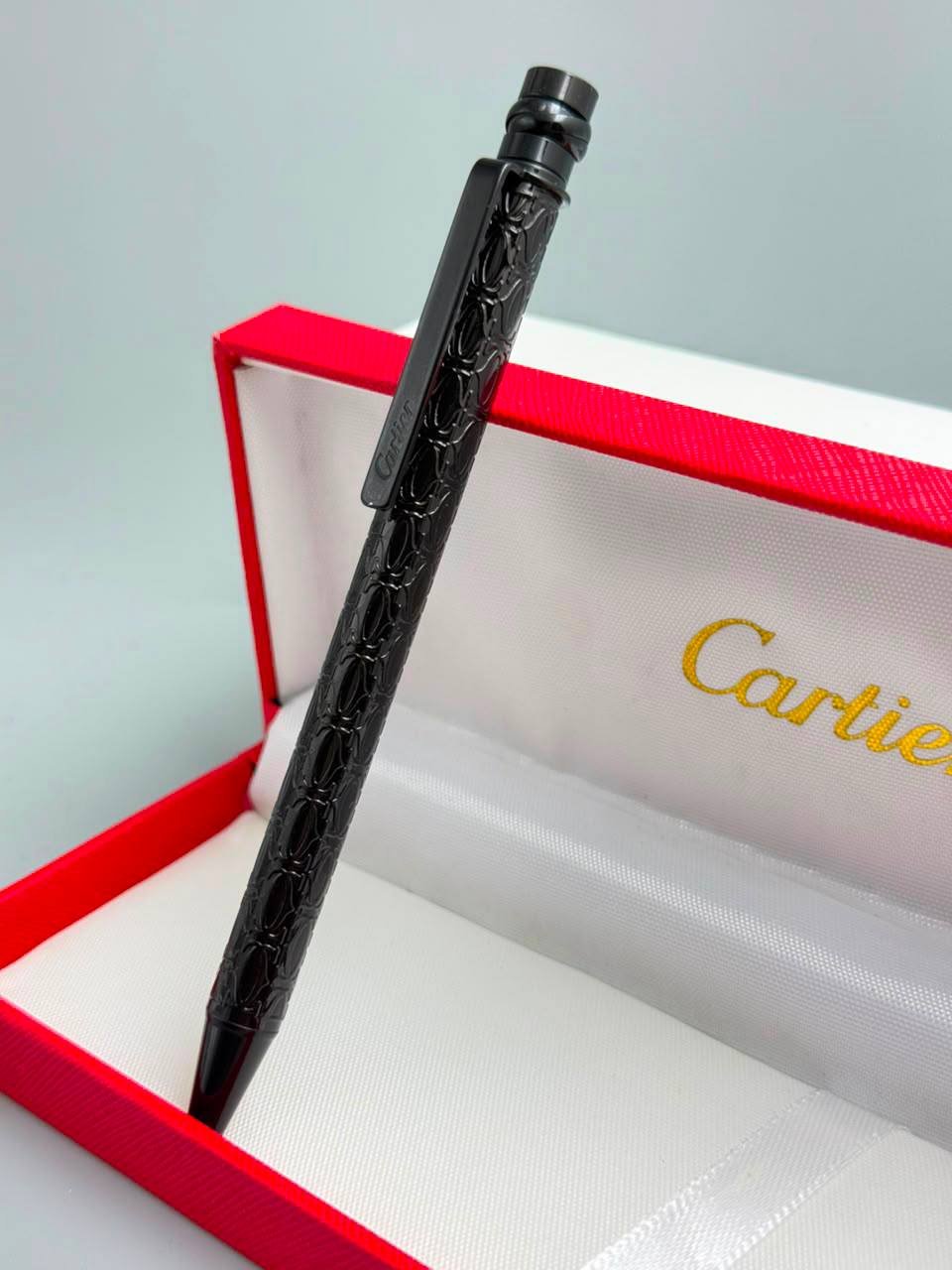 Cartier Pen
55 dhs✅

Zain182
♥️♥️♥️