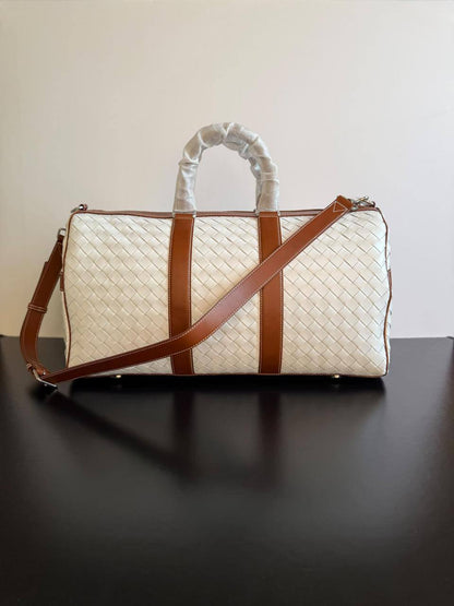 Bottega
Super Master Quality
For Price 👇 WhatsApp✅
0568585901 
0507557372
0552275751 Owner Zain 👌

Zain340
♥️♥️♥️