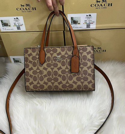 Coach 
115 dhs🪙🖤

With box 
🎁🎁🎁

Zain118
♥️♥️♥️