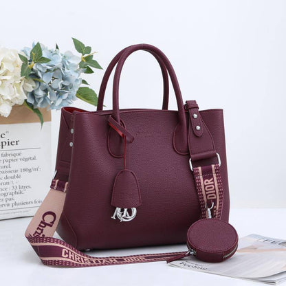 DIOR 
GOOD QUALITY 
120 dhs✅

Zain295
♥️♥️♥️