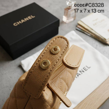 CHANEL ᴍɪɴɪ ʜᴏʙᴏ
ᴄᴀᴠɪᴀʀ ʟᴇᴀᴛʜᴇʀ ᴍᴀᴛᴇʀɪᴀʟ
ᴅᴇᴛᴀᴄʜᴀʙʟᴇ ᴛᴏᴘ ʜᴀɴᴅʟᴇ
ᴡɪᴛʜ ʟᴏɴɢ ᴄʜᴀɪɴ sᴛʀᴀᴘ
sɪᴢᴇ : 17 cm
ᴡɪᴛʜ BOX
🎁🎁🎁

90 dhs✅

Zain31
♥️♥️♥️