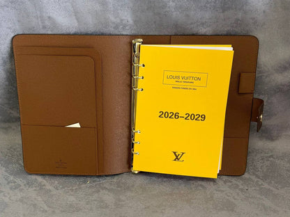 LV
Agenda 
350 dhs💓

Zain179
♥️♥️♥️