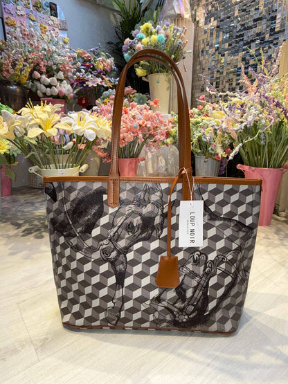LOUP NOIR 
43cm 
95 dhs🪙🌨️

Zain254
♥️♥️♥️