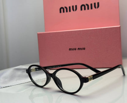 Miu Miu
Good quality 

65 dhs🇦🇪🇦🇪

Zain182
♥️♥️♥️