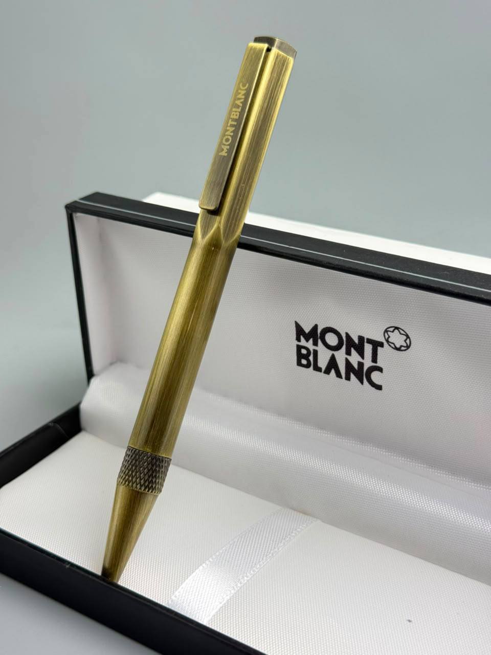 Cartier 
Dior 
Gucci
Glorgio armani
Mont blanc
Lv
Hublot

55 dhs🇦🇪🇦🇪

Zain182
♥️♥️♥️