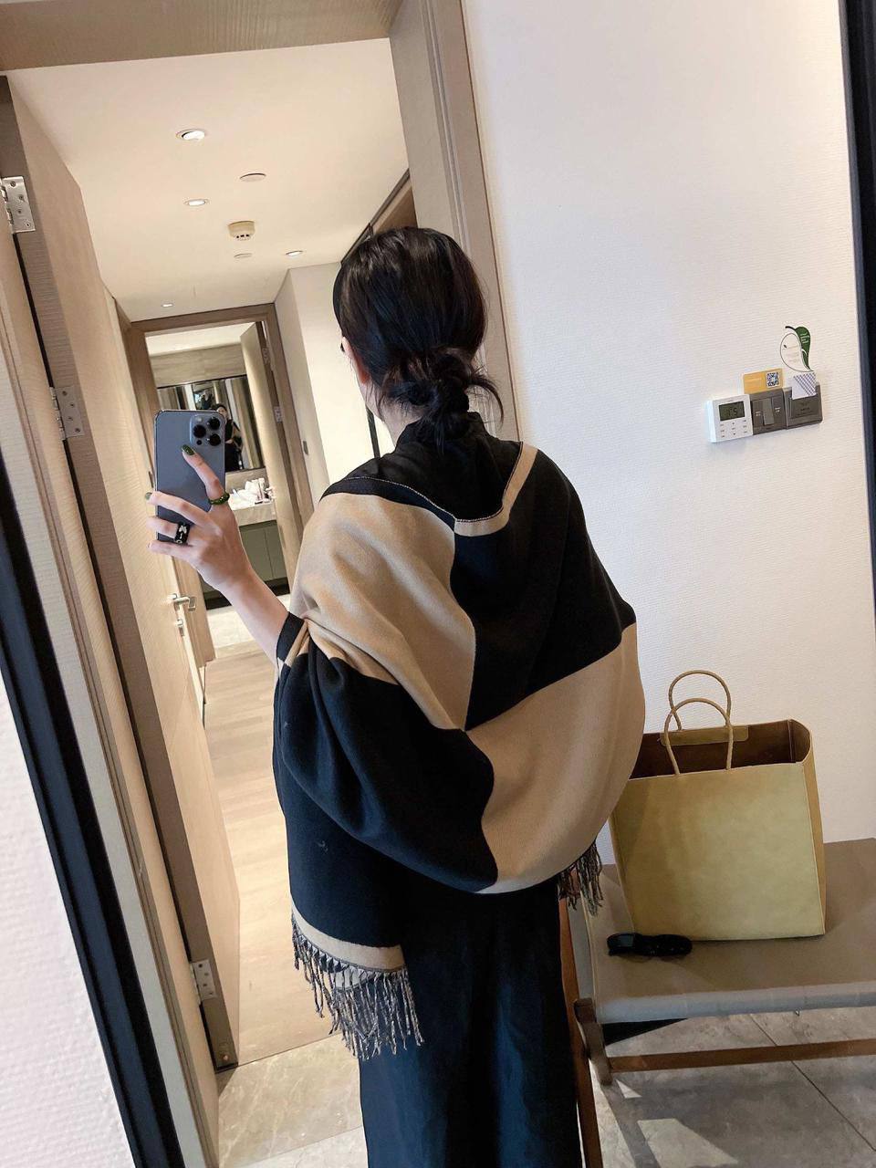 Coming new stock
Winter scarf 
45 dhs🪙🌨️

Zain93
♥️♥️♥️