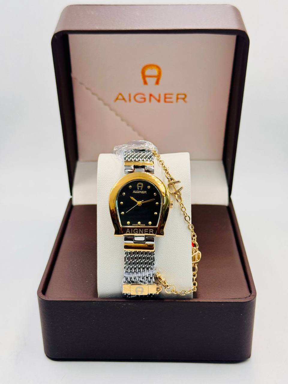 Aigner ladies 
60 dhs🇦🇪🇦🇪

Zain08
♥️♥️♥️