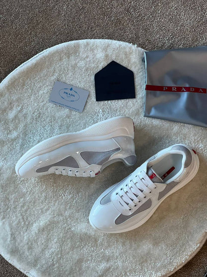 PRADA 
SUPER MASTER. QUALITY 🥀
40-46
500 dhs🪙🖤

Zain43
♥️♥️♥️