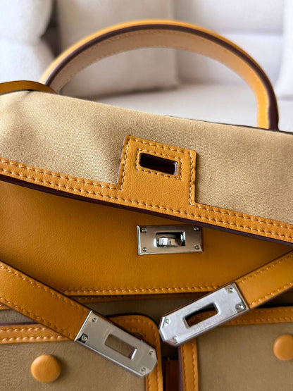 Hermes kelly cargo 28cm💕Master quality 😍with box❤️
780 dhs🇦🇪🇦🇪

Zain52
♥️♥️♥️