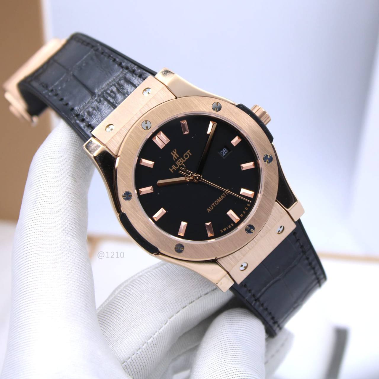 HUBLOT MEN AUTO
210 dhs💓

Zain304
♥️♥️♥️