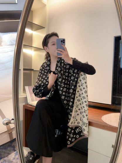 Winter scarf 
45 dhs🪙🌨️

Zain93
♥️♥️♥️