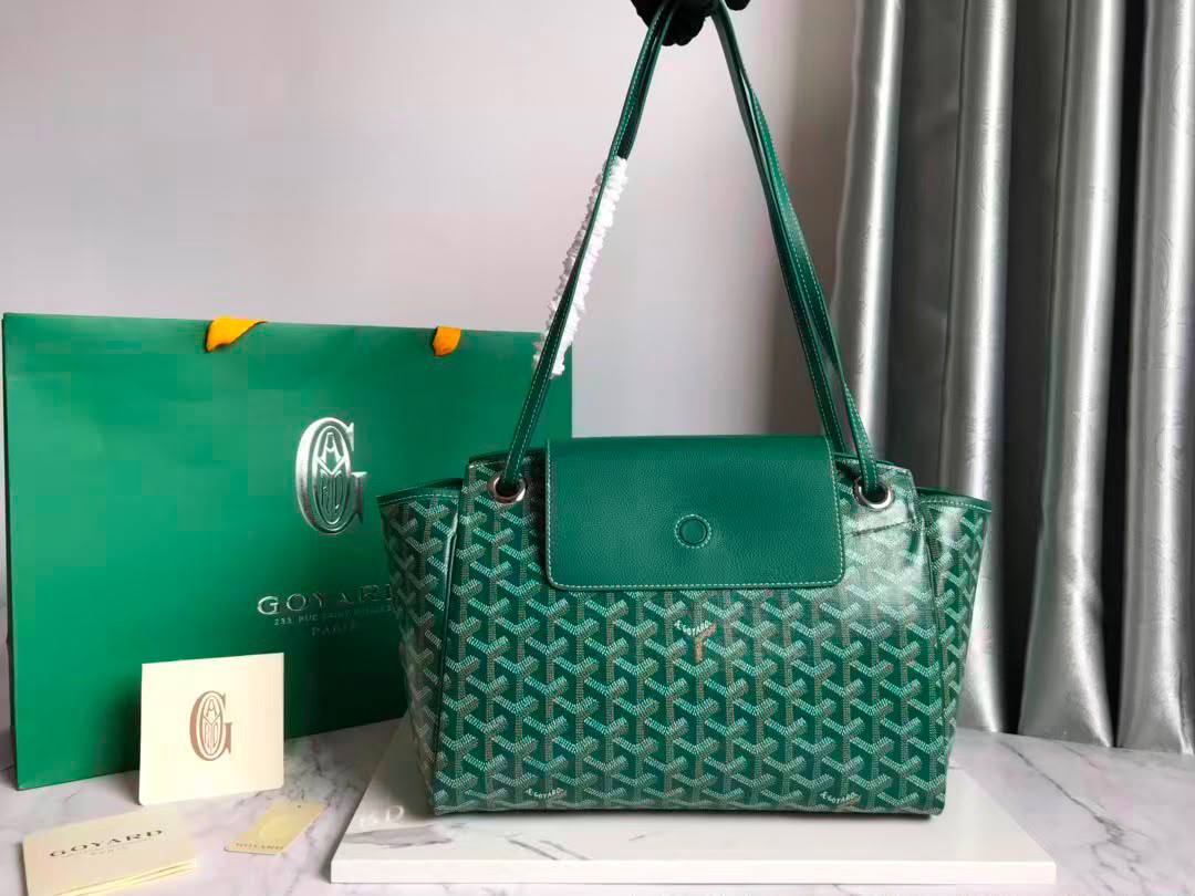 Goyard Rouette Souple Handbag✅*
*Size 31 cm*
For Price 👇 WhatsApp✅
0568585901 
0507557372
0552275751 Owner Zain 👌

Zain274
♥️♥️♥️