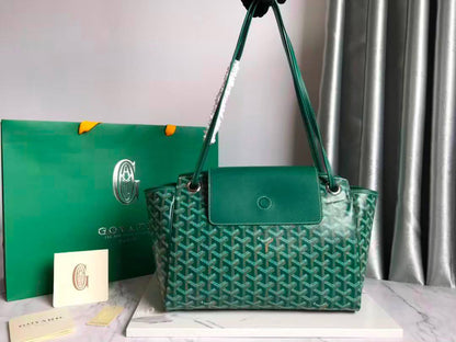 Goyard Rouette Souple Handbag✅*
*Size 31 cm*
For Price 👇 WhatsApp✅
0568585901 
0507557372
0552275751 Owner Zain 👌

Zain274
♥️♥️♥️