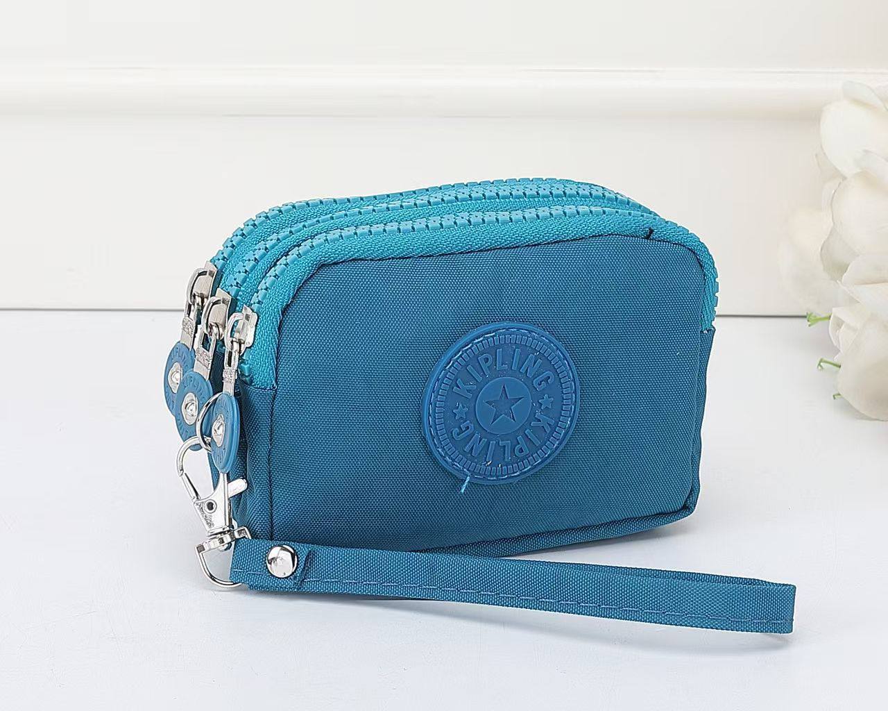 Kipling
15 dhs🇦🇪🇦🇪

Zain169
♥️♥️♥️