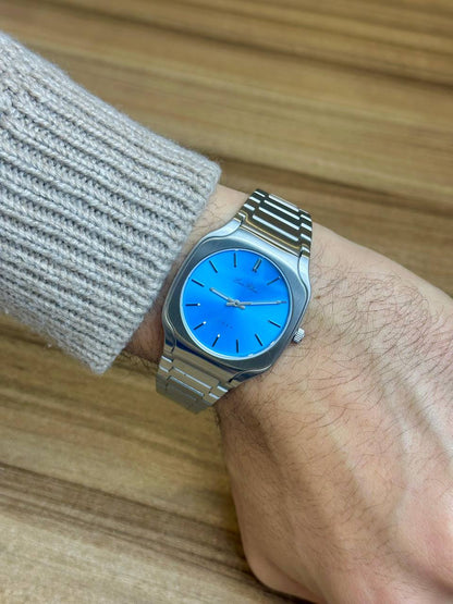 Louis Hilano watch for men 
good quality 
260 dhs🪙💚

Zain59
♥️♥️♥️