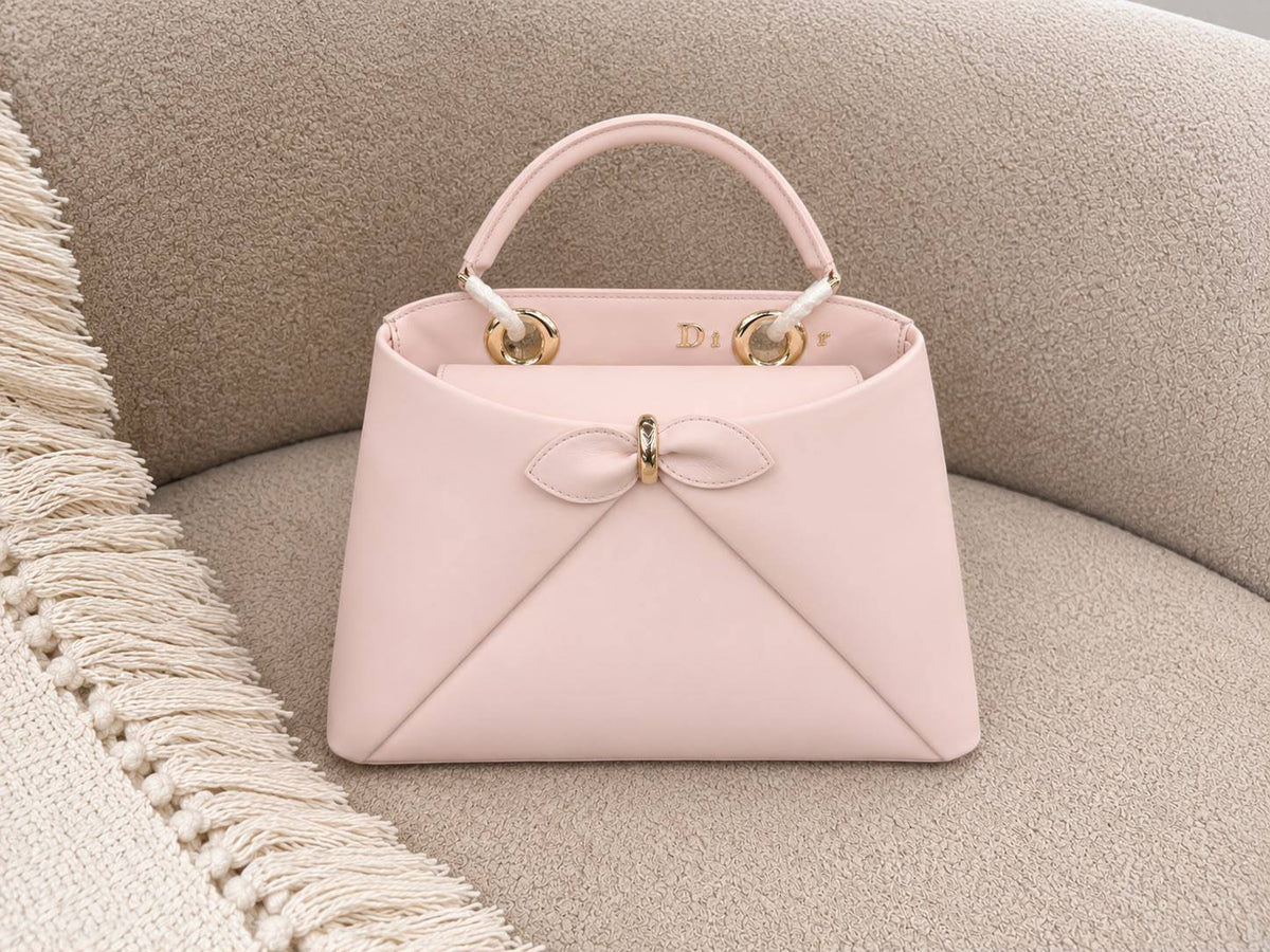 DIOR 
SUPER MASTER QUALITY
SIZE : 28 cm
AVAILABLE 


For Price 👇 WhatsApp✅
0568585901 
0507557372
0552275751 Owner Zain 👌

Zain322
♥️♥️♥️